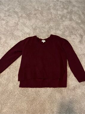 V-Neck Layered Hem Sweater - Wine